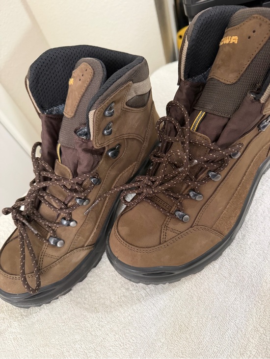 LOWA Renegade GTX Mid Gore-Tex Hiking Boots Size 11